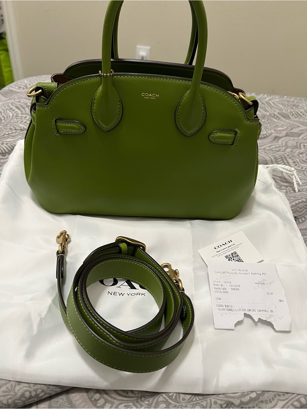 Coach Empire 26 - Dark Lime, Glove tanned leather